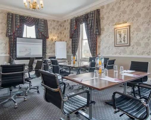 Victoria Room 2