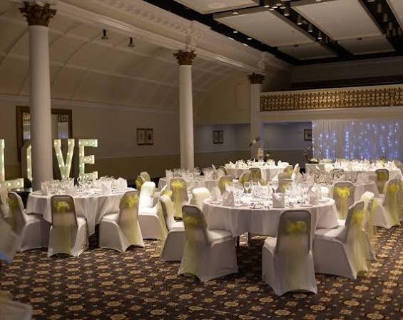Crown & Mitre Hotel 4