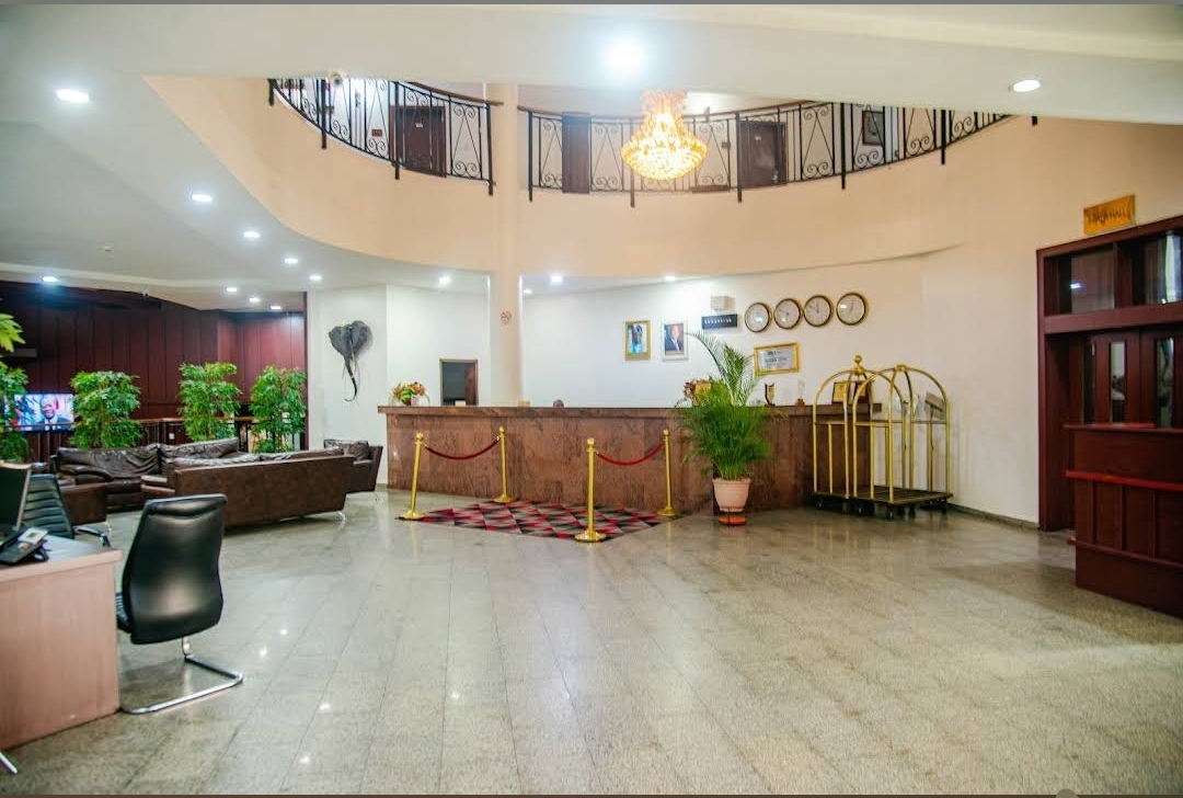 Denis Hotel Conference Center 5