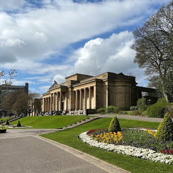 Picturing Sheffield