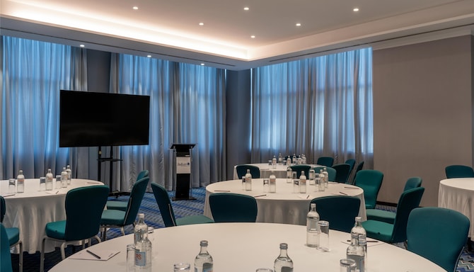 Radisson Blu Hotel, Nairobi Upper Hill Conference Centre 3
