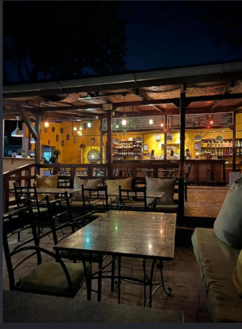 Outdoor Lounge