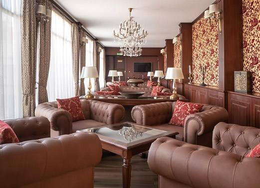 1902 Club Lounge