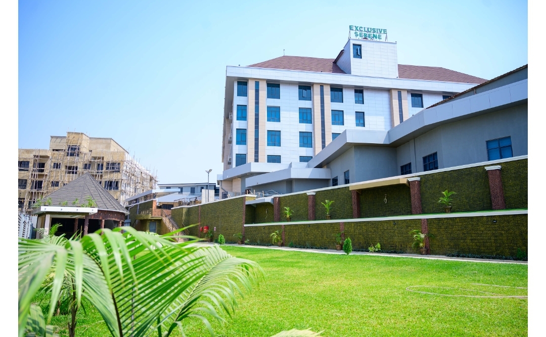 Exclusive Serene Hotel 4