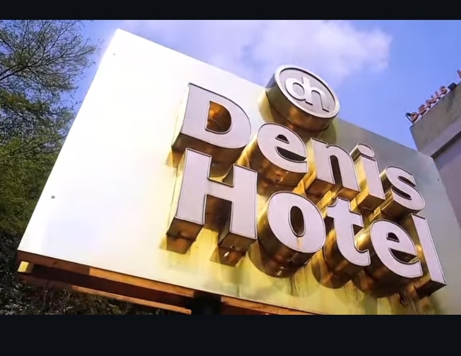 Denis Hotel Conference Center