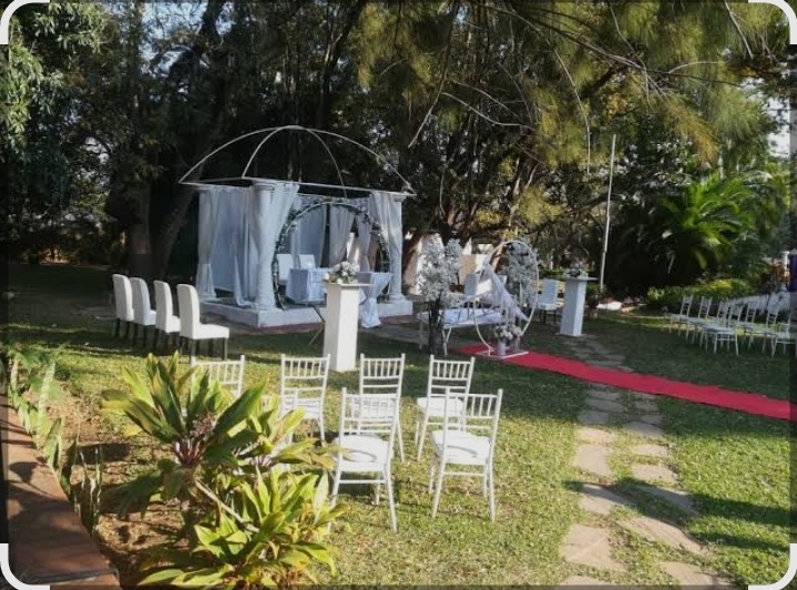 Venue & Decor
