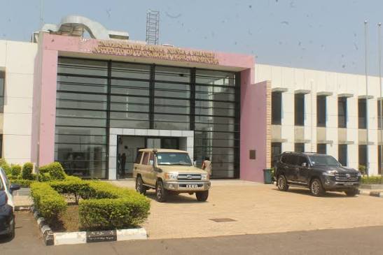 Universidade Rainha Njinga a Mbande 2