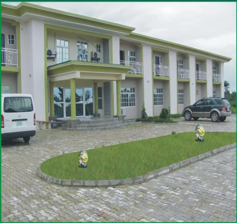 Gomara Hotel & Suites