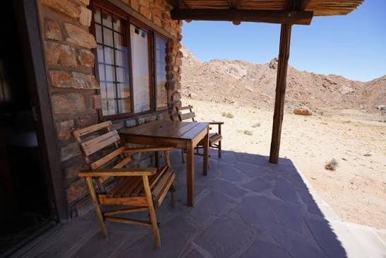 Outdoor Braai & Seating Area