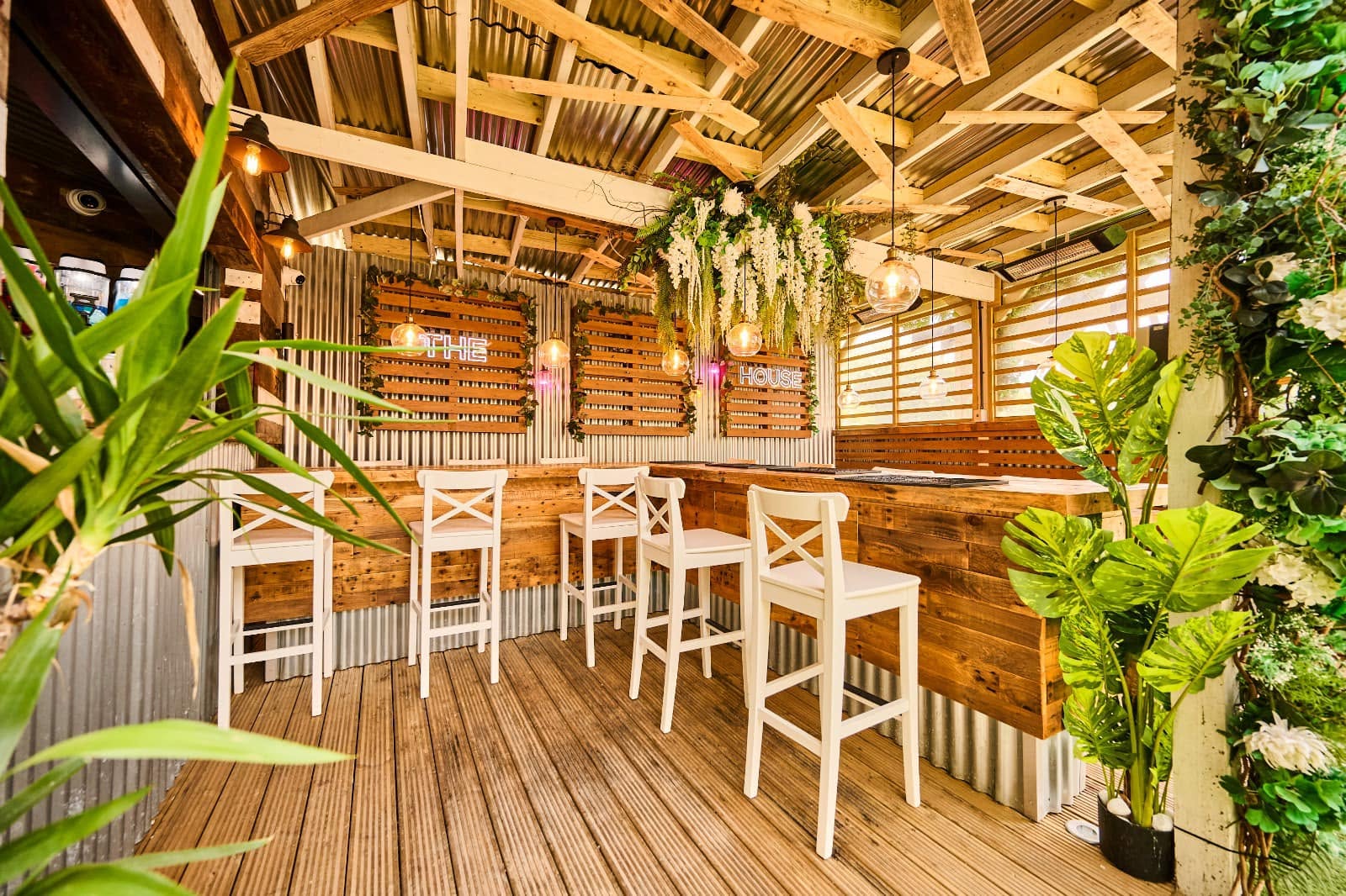 The Barn – Tea Green 2