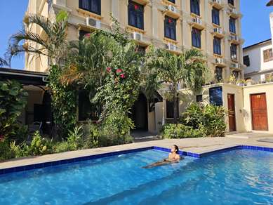 Golden Tulip Stone Town Boutique
