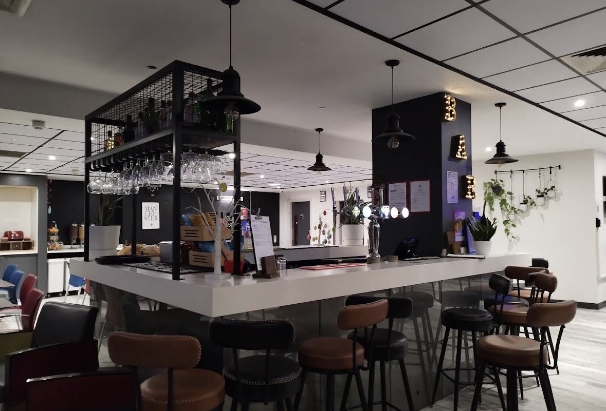 Ibis Styles Manchester Centre 4