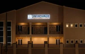 JM Royale 4