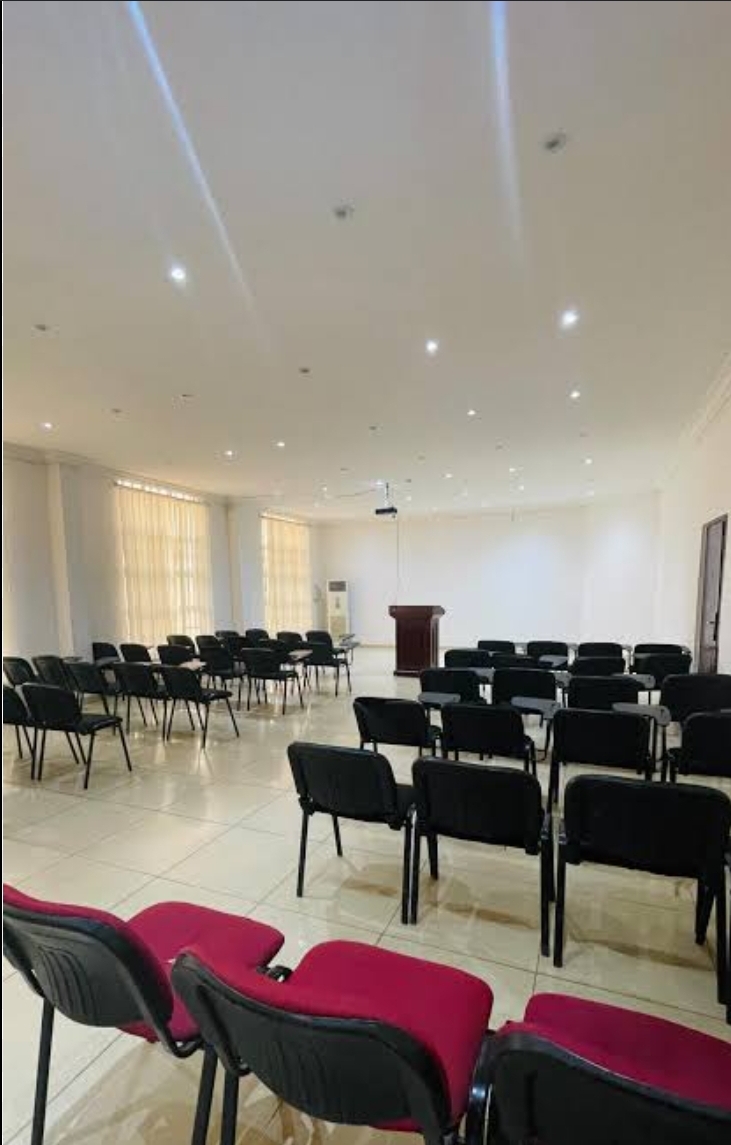 World Class Hotel & Apartments 4