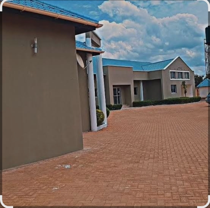Lota Lodges & Events Centre