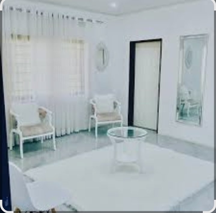 VIP Holding Room