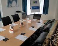 Holiday Inn Express Wakefield 2