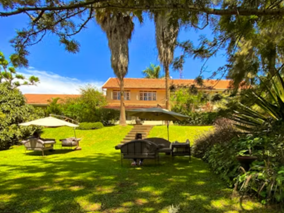 Karibu Country Gardens 4