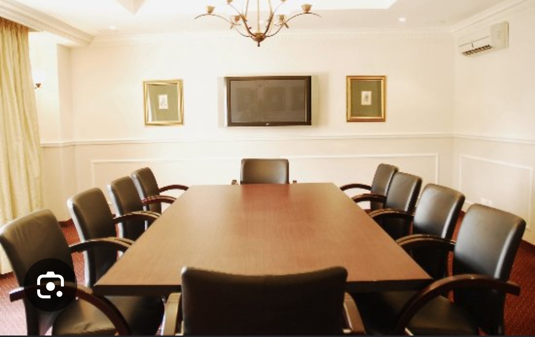 Boardroom / Executive Meeting Room