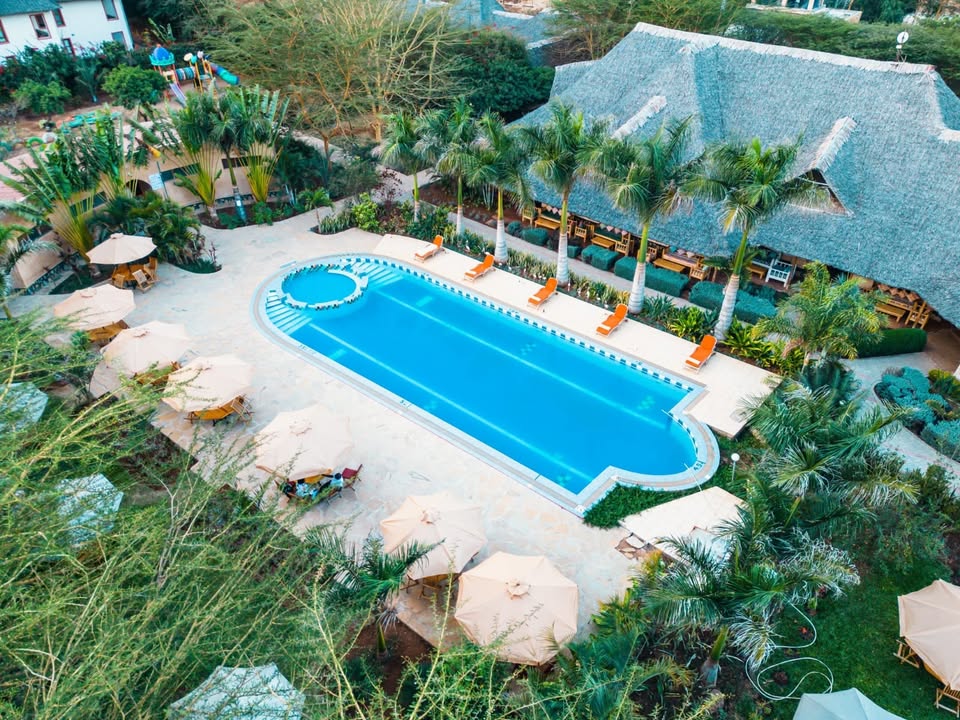 Poolside Terrace