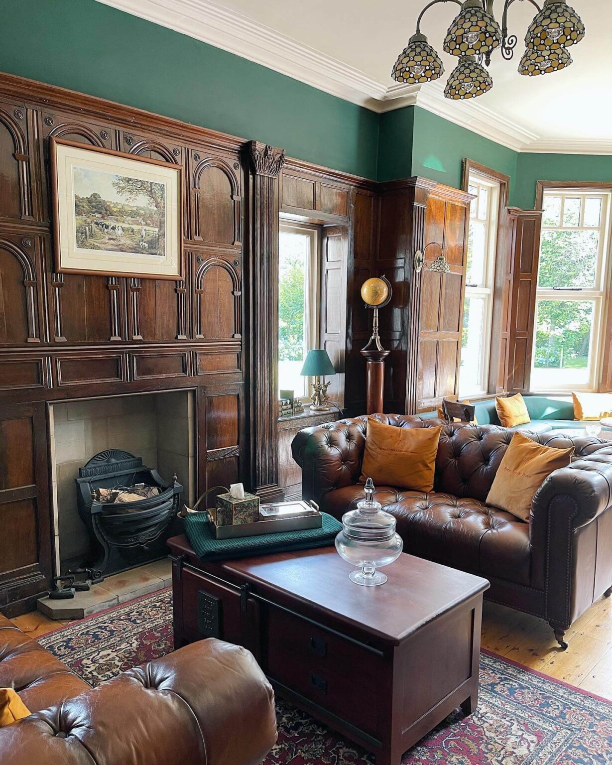 The Oak Lounge